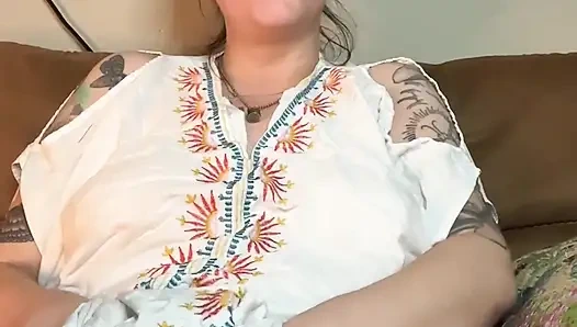 Sigara içen fetiş orta yaşlı seksi kadın mastürbasyon