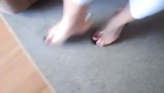 Ellise kahverengi sıcak yürüyüş