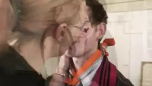 Hardcore seks için eski Hollandalı fahişe süre emme horoz