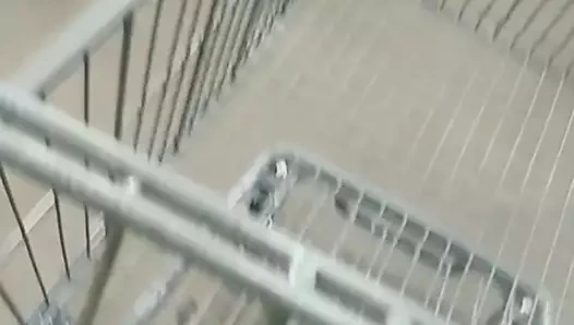 Phat milf ganimet içinde beyaz pantolon