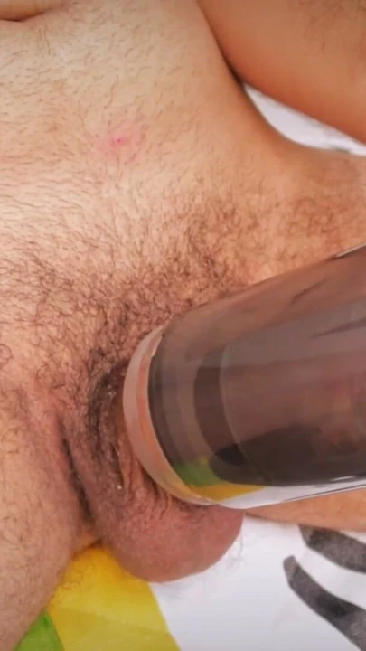 Bedava video, qutoys deniz kızı otomatik mastürbatör ve büyük kesilmemiş horozumdaki penis pompası beni sertleştiriyor | Klip 1