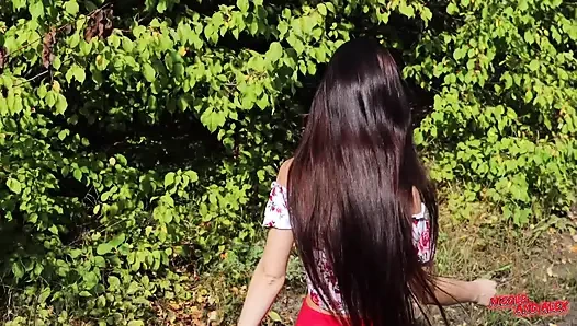 Ormanda en iyi arkadaşımın kız arkadaşını siktim