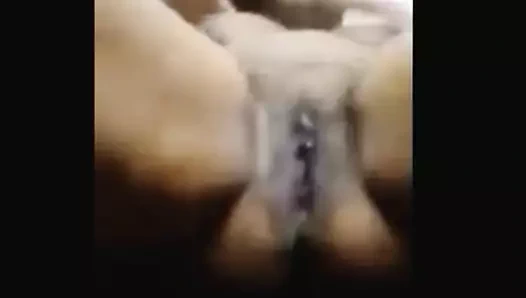 Sugarmamy ve erkek arkadaş kamera görüşmesinde birlikte mastürbasyon yapıyor