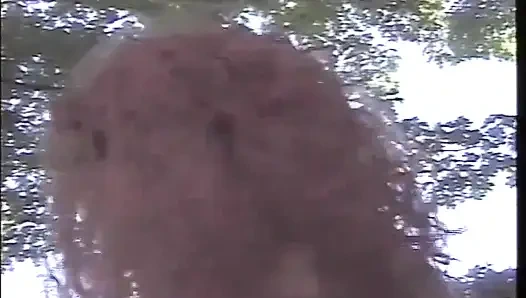 Seksi kızıl saçlı siyah ve beyaz amcık jakuzide amcık yalıyor