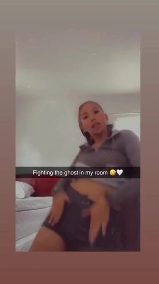 Latin gf dans bir anda yoğun ilgi gören