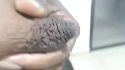 Sarkık abanoz büyük meme püskürtme süt