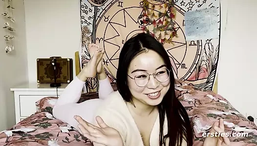 Ersties - Yiming mastürbasyon yapmaktan zevk veren salyasız bir ruhtur
