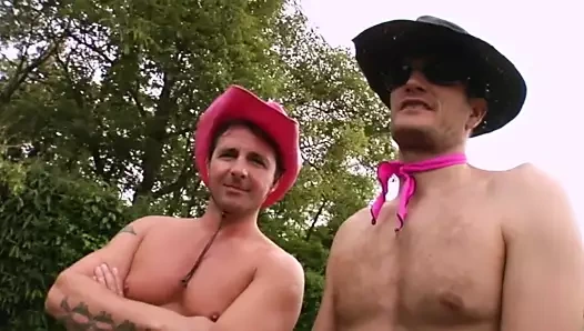 Clarissa, euro, anal, david perry, ian scott, açık havada, kostümler, çoraplar, yutan kaltak, sert çifte penetrasyon, teaser#1