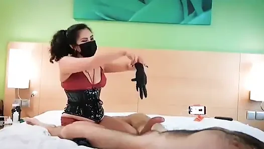 DominaFire tarafından mahvolmuş orgazm