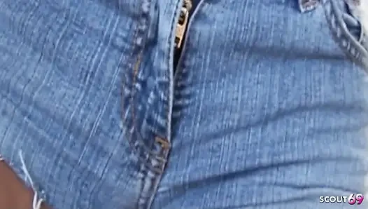 Zenci orta yaşlı seksi kadın oasis starlight büyük zenci yarağını üçlü grup sekste alıyor ve kıllı amcığını alıyor ve içine boşalıyor