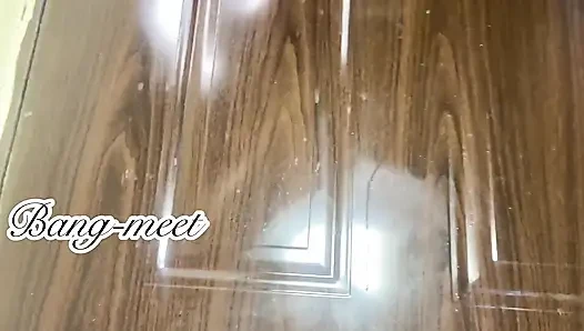 Esmer kadın aşırı esaret altında sert sikiliyor
