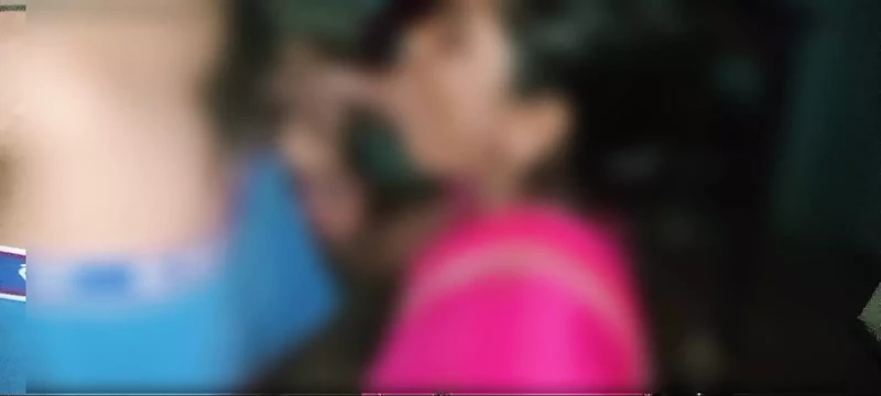 Hintli evli kadın güzel Hintli oğlan büyük yaraklı oral seks Hintli porno videoları