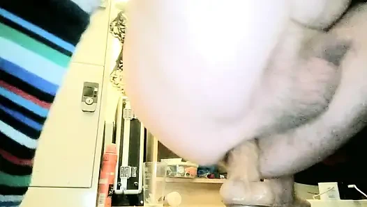 Oyuncağımla göt eğlencesi