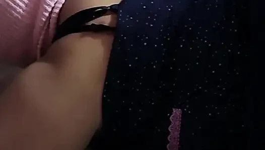 Faslı bir fahişe otelde büyük yaraklı Tunuslu bir adam tarafından sikiliyor