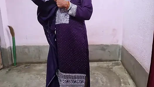 Ateşli Hintli xxx hizmetçi tam sikiş
