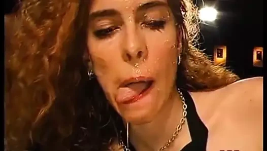 Redhead adriana bukkake boşalmak oynama