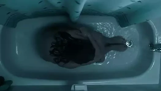 Erika christensen - "işkence gören" 02