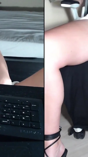 Волнующий момент из "Живая камера - дрочи вместе ДЕЛЮКС"