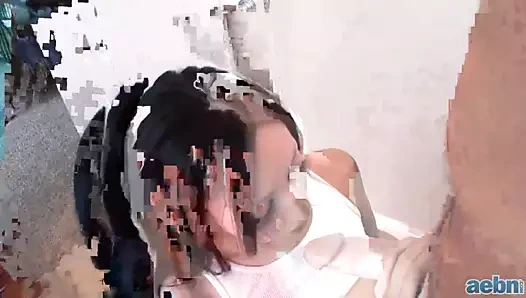 Milla Mason'ın yüzüne boşalıyor