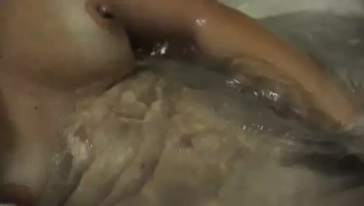 karısı tıraş onu KEDİ