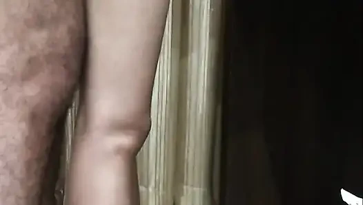 Hintçe yüksek sesle çığlık atarak aldatan Desi Müslüman evli kadın Rukhsara'nın misyoner sikişi