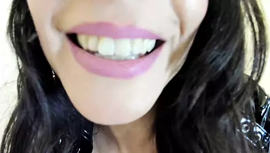 SENI ATEŞLI BIR PARTI IÇIN HAZıR SÜRTÜK BIR KADıN KıLıKLıYA ÇEVIRMEK