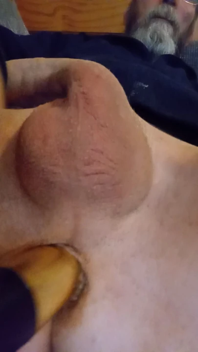 Götümle dildoyla oynuyorum2