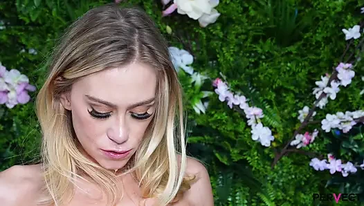 Pervect Anouk Maze senin için sürtük ağzını sikiyor