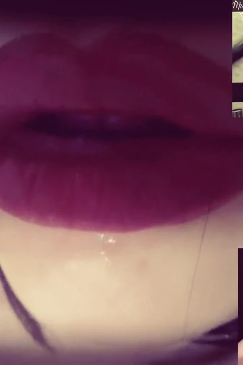 Seksi büyük pembe dudaklarımı hayal edelim
