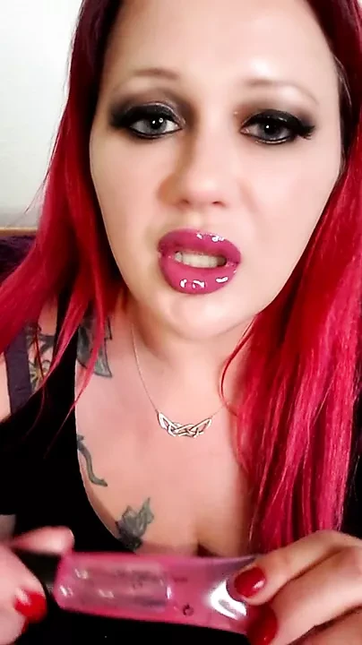 Lipgloss aşırı yüklenmesi