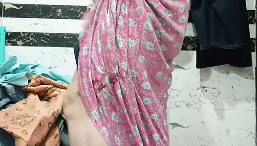 Priya bhabi sabah ateşli büyük göt gösterisi