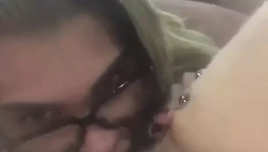 Trans chupando buceta