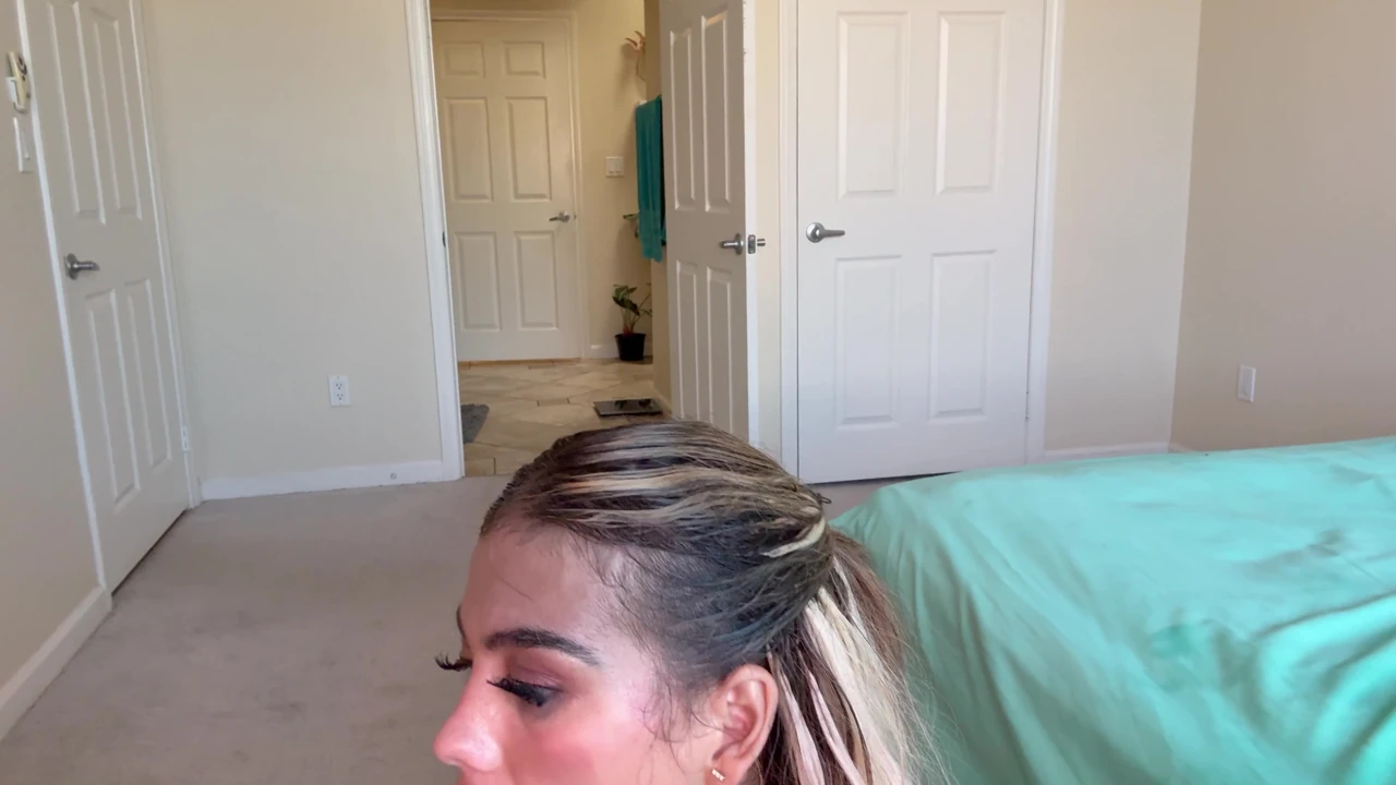Sexy Teen Gets Fucked Like She Always Dreamed