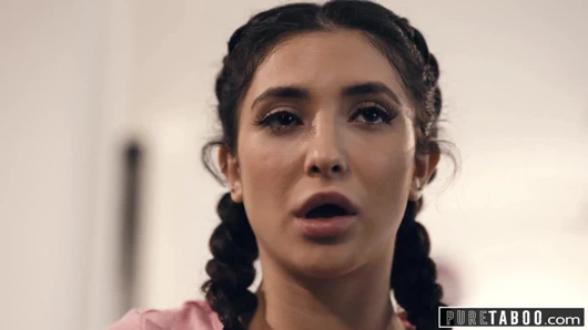 Saf Tabu - Sapık Ebeveynler, Gencin Değiştirildiğini Ortaya Koyuyor