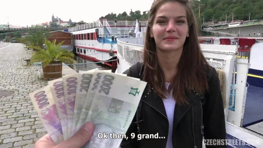 Çek sokakları - şimdiye kadarki en ürperen kız