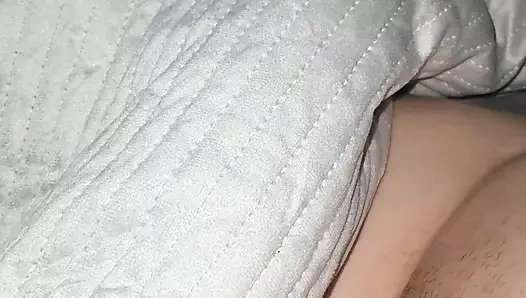 Üvey annenin bacaklarını ??? yalar mısın