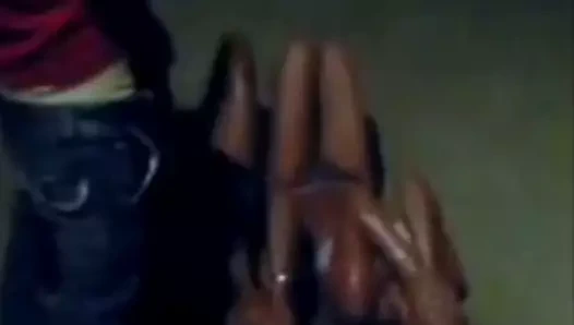 Ev d20 çılgın fransız kız almak işemek üzerinde yüz