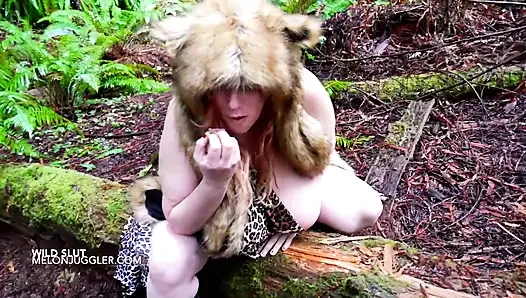 İyi bir adam bu harika büyük memeli sürtüğü evcilleştirme