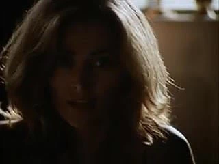 Kim delaney - baştan çıkarıcı 04 (çıplak dansçılarla)