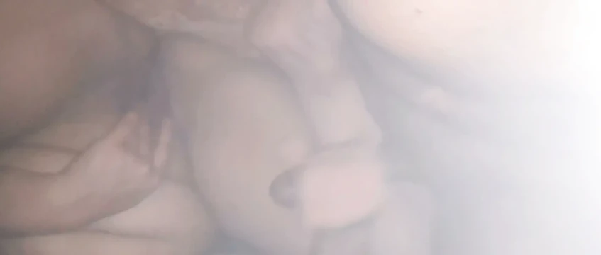 Sıcak Hint Desi Bhabhi Devar hardcore tarzı seks videosu