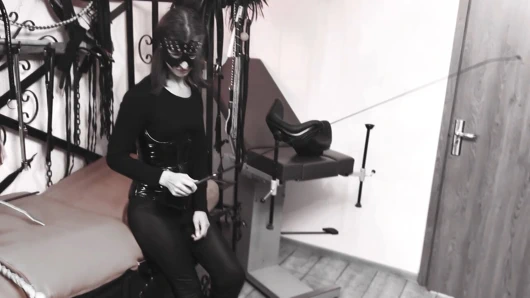 Çılgın binici kırbaçlama çifte sadizm