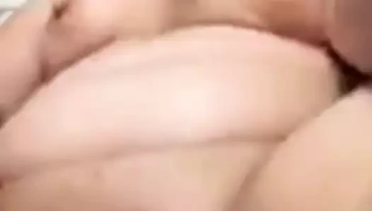 chubby latina vibratör 2 (çoklu orgazm)