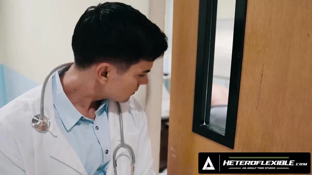 MICHAEL BOSTON'UN EN IYI ANLARı DERLEMESI! Sinsi ofiste seks, sakso, göt yeme, elle muamele ve daha fazlası!