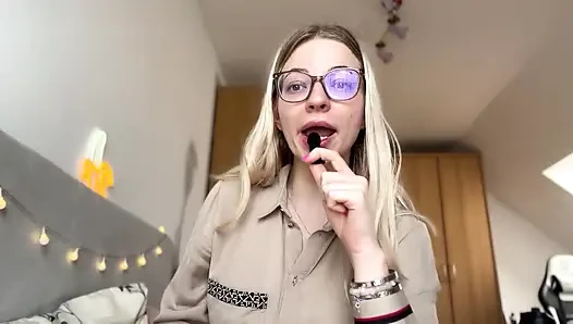 Erkekleri azdırıyor muyum? Femdom