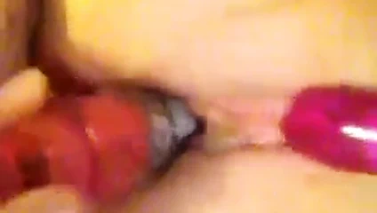 Koca beni 2 dildos penetrasyon ile iyi orgazm veeery yapar!