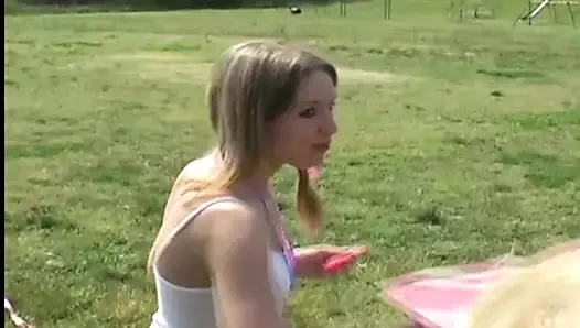 Gel uçurtmamı uçurmama yardım et