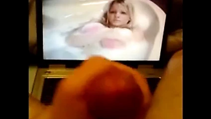 Inbedwithfaith laptop boşalmak haraç (köpük banyo)