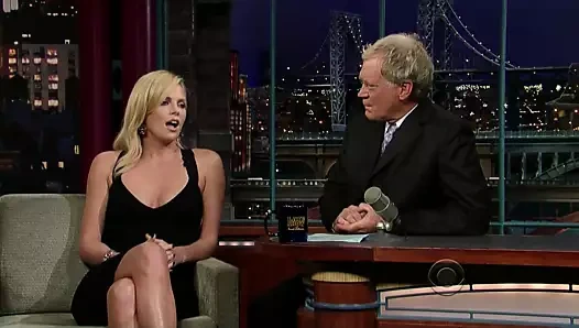 Charlize theron - David Letterman ile geç gösteri (2008)