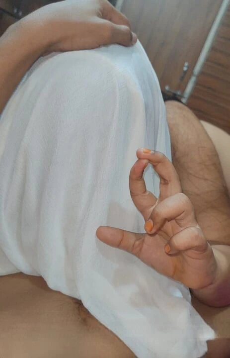 Hintli sıcak kız arkadaş me lund chusa veya oyo me jake chudi tam Hintçe ses me baate kri gandi gandi SobiChoudhary