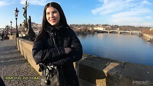 Hamile üvey kız Noel'de yarışmayı sikiyor! Jennifer Mendez bölüm 1/2